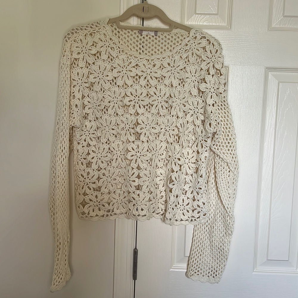 Floral eyelet sweater perfect for fall